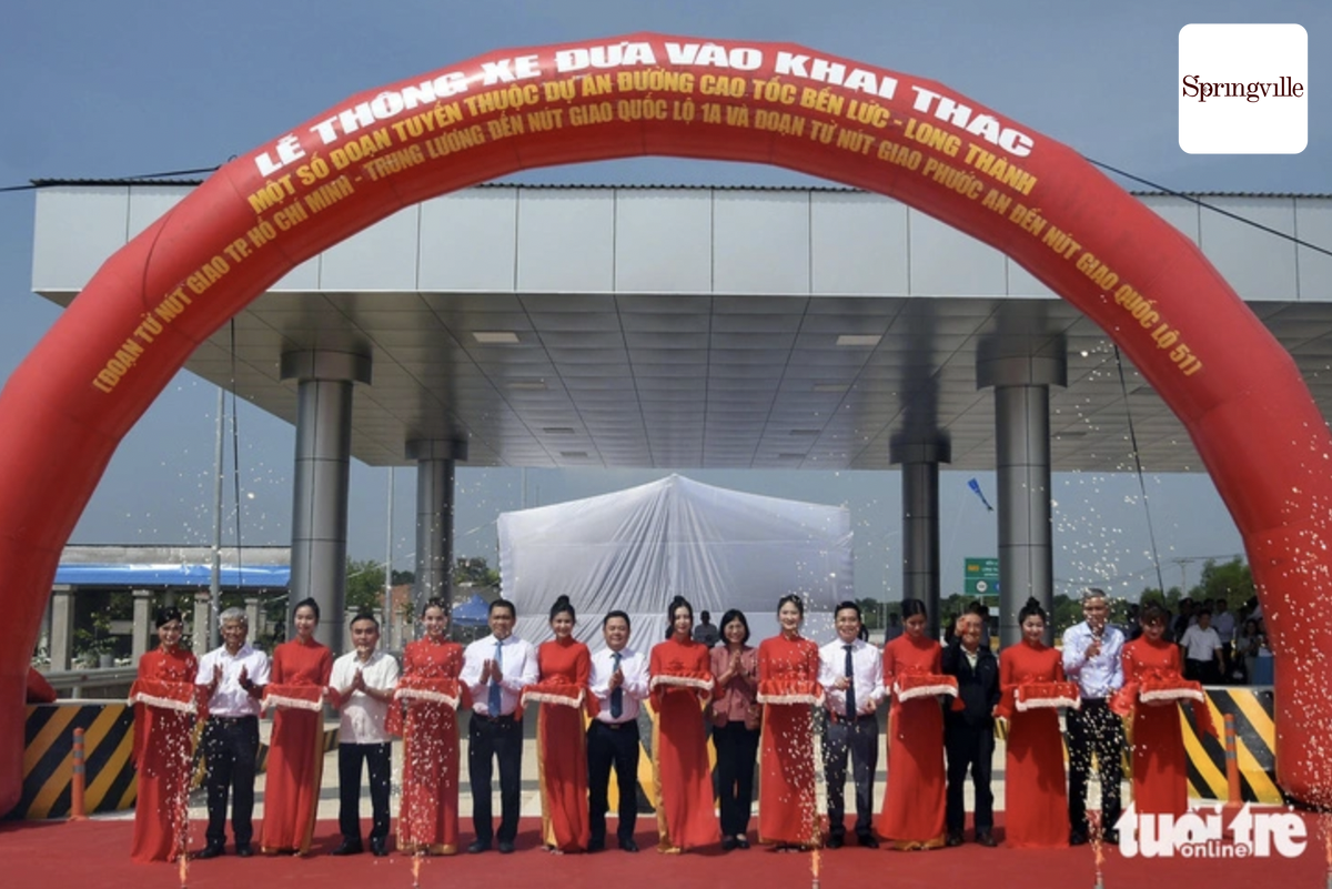 le thong xe cao toc ben luc long thanh